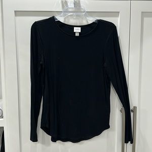 size medium lightweight shirt black